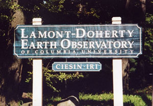 Sign for Lamont Doherty Earth Observatory with CIESIN and IRI, two of its centers, listed below.