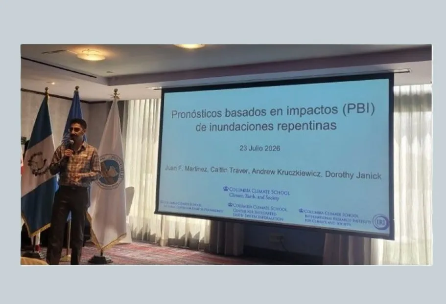 CIESIN's Juan Martinez presenting at the workshop hosted by Guatemala’s National Institute of Seismology, Volcanology, Meteorology, and Hydrology (INSIVUMEH) and WMO.